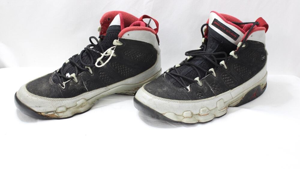 Nike Air Jordan 9 Retro Johnny Kilroy 2012 Men's Size 10 Black White Red 302370-